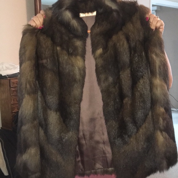 Authentic raccoon brown fur coat - Picture 1 of 5